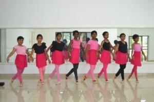 5th and 6th Preparatory Ballet pose..